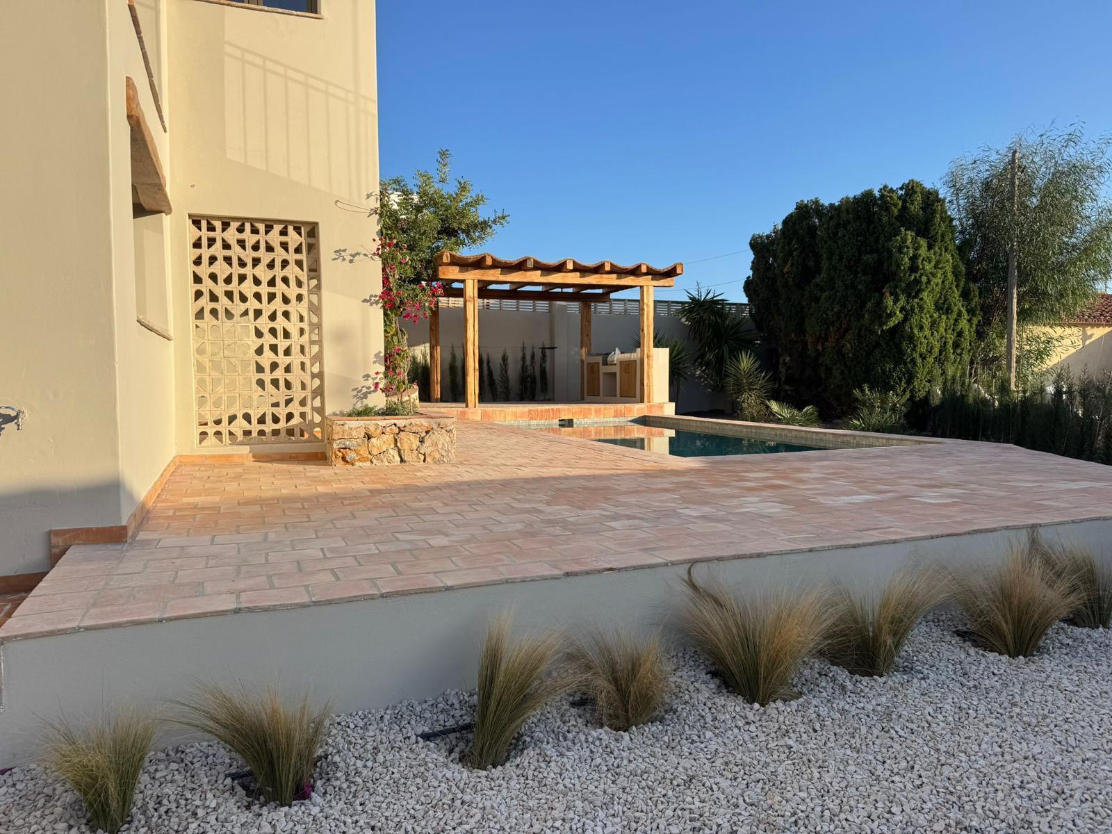 Casa en venta de 3 dormitorios en La Fustera, Benissa.
